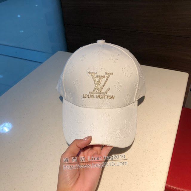 LV新品女士帽子 路易威登珍珠做舊棒球帽鴨舌帽  mm1493